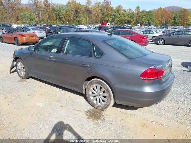 1VWAT7A36FC044831 Volkswagen Passat 1.8t Wolfsburg Ed