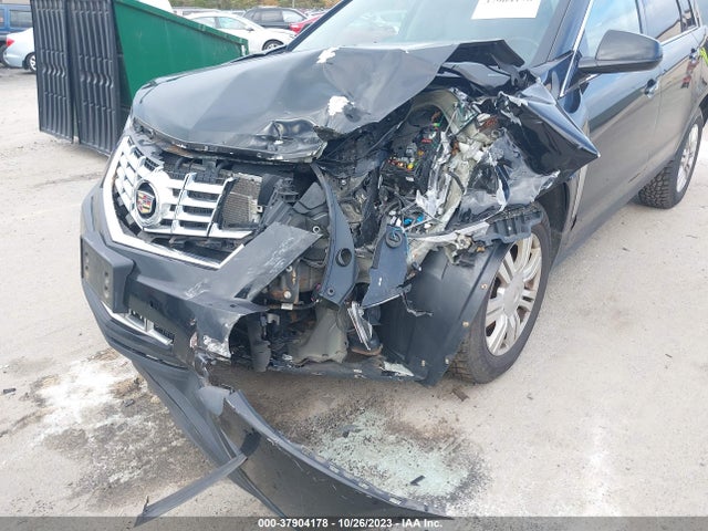 3GYFNEE3XGS580415 Cadillac Srx Luxury Collection