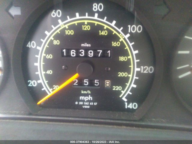 1993 MERCEDES-BENZ 190 WDBDA29D6PG067671 Photo 6