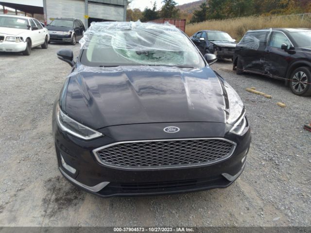 3FA6P0SU6KR113188 Ford Fusion Energi Titanium