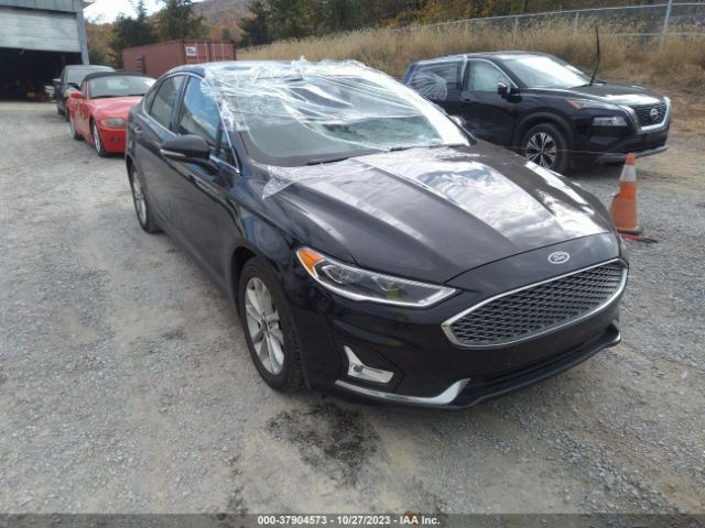 3FA6P0SU6KR113188 Ford Fusion Energi Titanium