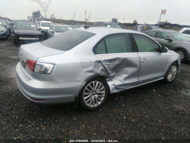 3VWD17AJ7FM232967 Volkswagen Jetta Sedan 1.8t Se