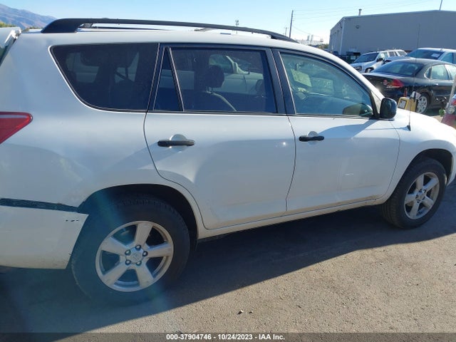 2008 TOYOTA RAV4 VIN: JTMBD33V886082445