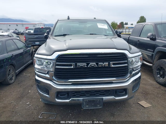 3C6UR5JL9KG565172 RAM 2500 Big Horn