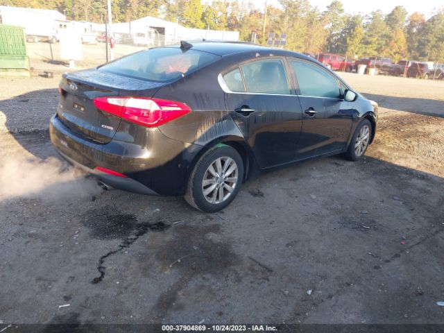 KNAFX4A8XE5179463 KIA FORTE EX