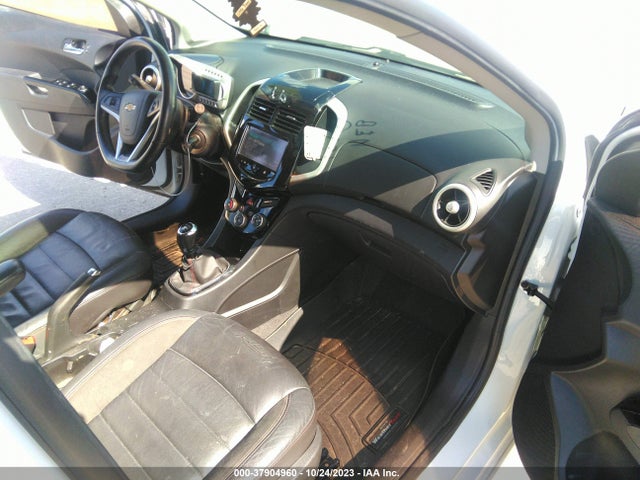 Chevrolet Sonic Rs 2016 1G1JH6SB7G4130707 Image 5