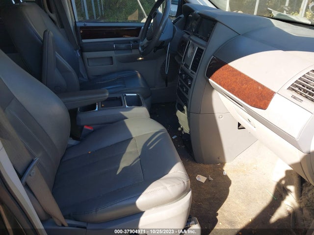 2010 CHRYSLER TOWN & COUNTRY TOURING VIN: 2A4RR5D15AR479482