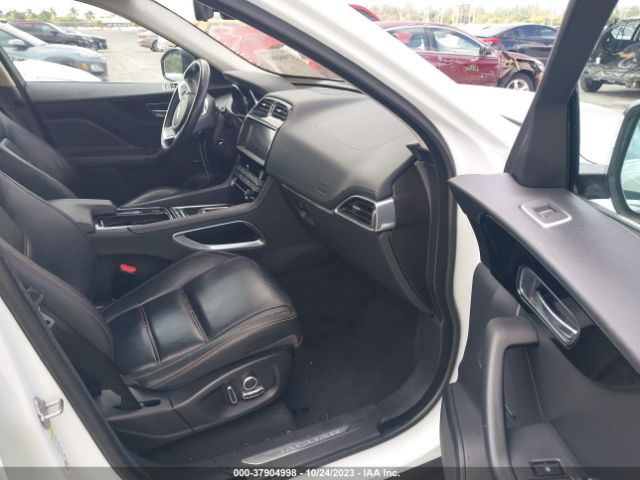 2020 JAGUAR F-PACE SADCK2GX6LA642960 Photo 4