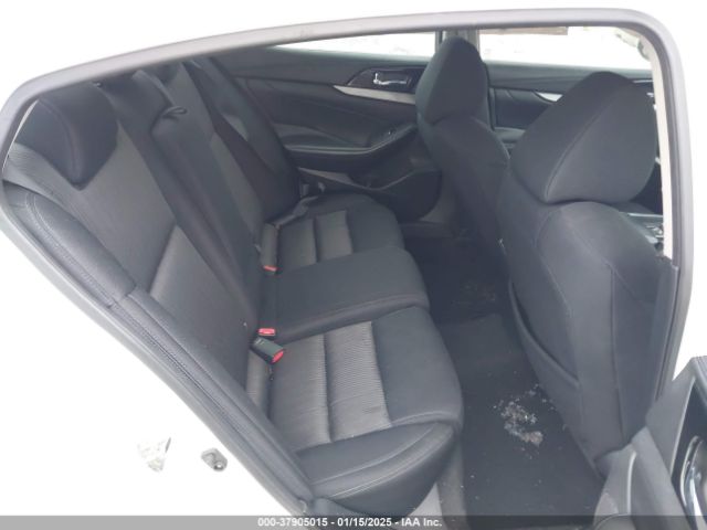 1N4AA6AP9HC396932 Nissan Maxima 3.5 S