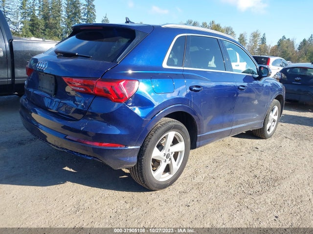 WA1AUCF33M1062398 Audi Q3 PREMIUM