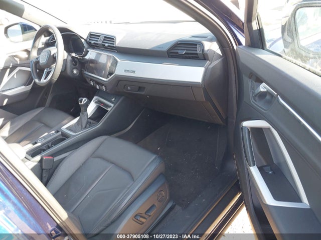 WA1AUCF33M1062398 Audi Q3 PREMIUM