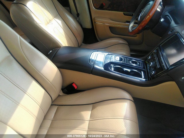 2011 JAGUAR XJ SAJXA2GE3BMV14933 Photo 4