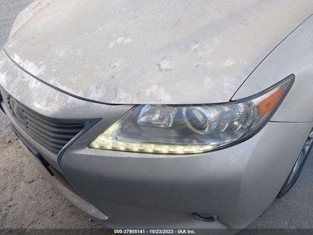 2013 LEXUS ES 350 4DR SDN VIN: JTHBK1GG2D2025485