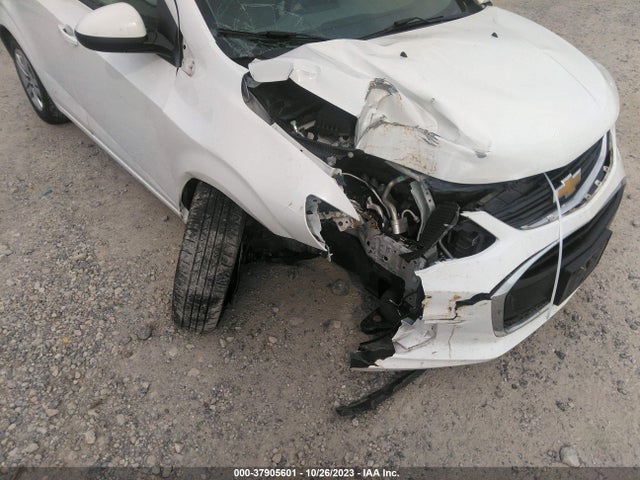 Chevrolet SONIC LT 2019 1G1JG6SB0K4127241 Image 6