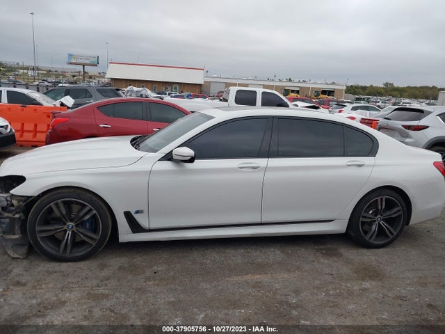 WBA7F0C5XJGM23095 BMW 750i