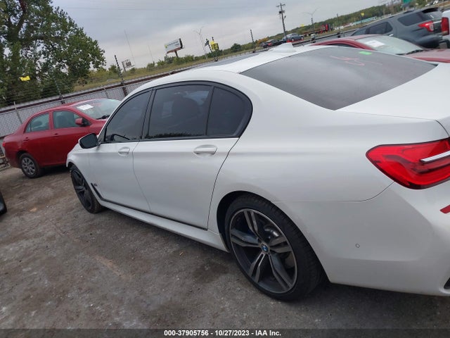 WBA7F0C5XJGM23095 BMW 750i
