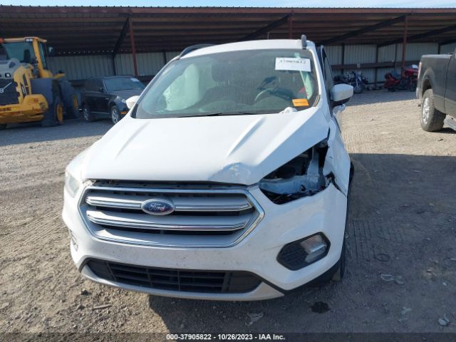 1FMCU0GD6JUA73521 Ford ESCAPE SE