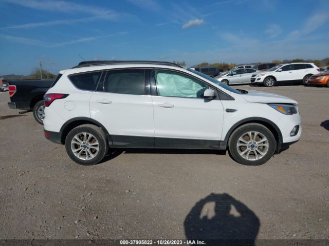 1FMCU0GD6JUA73521 Ford ESCAPE SE
