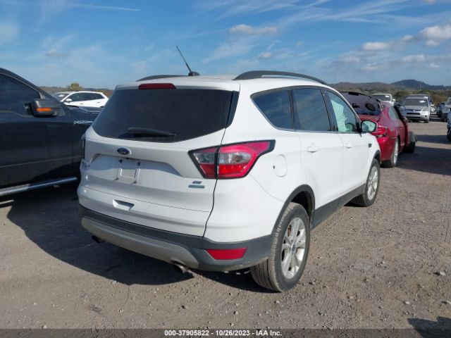 1FMCU0GD6JUA73521 Ford ESCAPE SE