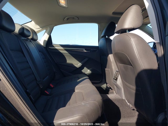 1VWCT7A38HC057902 Volkswagen Passat 1.8t Sel Premium