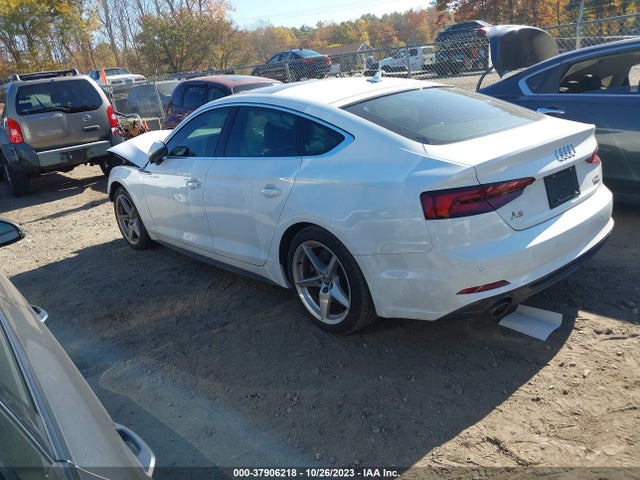 WAUENCF55JA051949 Audi A5 2.0t Premium
