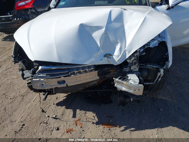 WAUENCF55JA051949 Audi A5 2.0t Premium