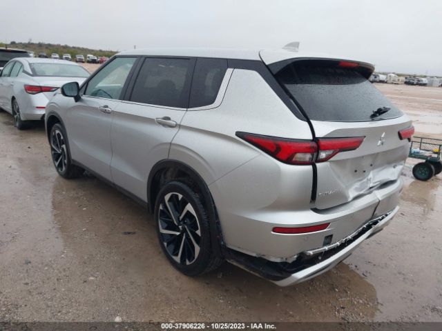 JA4J3UA89PZ052105 Mitsubishi Outlander Se