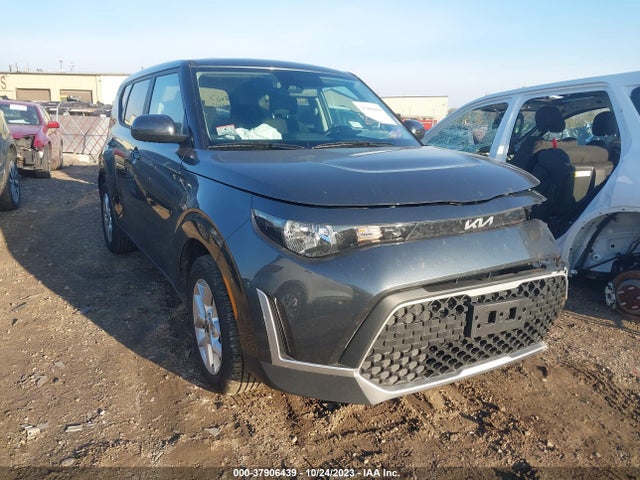 KIA SOUL LX 2023 KNDJ23AU7P7880438 Image 1