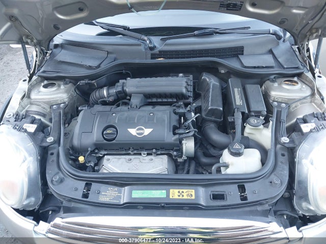2010 MINI COOPER HARDTOP WMWMF3C57ATZ23792 Photo 9