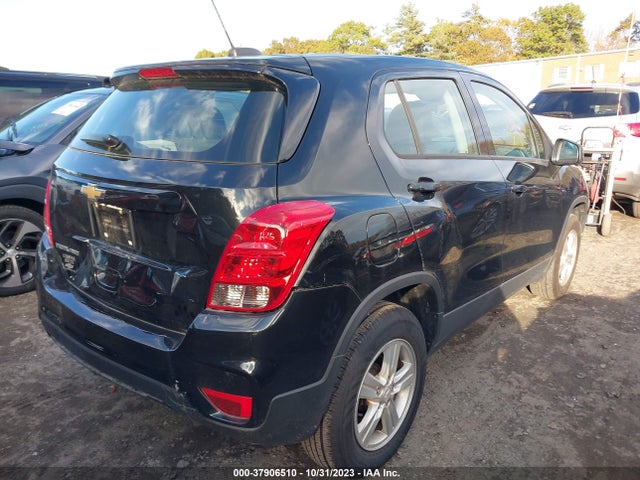 Chevrolet Trax Awd Ls 2021 KL7CJNSB4MB358702 Image 4