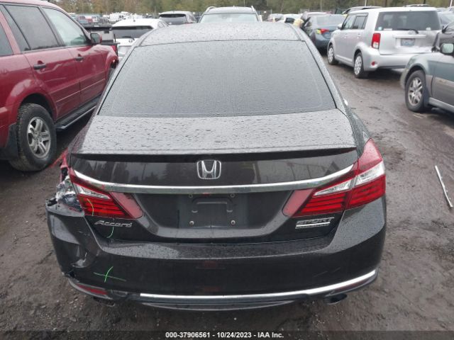 1HGCR2F18HA124989 Honda Accord Sedan Sport Se