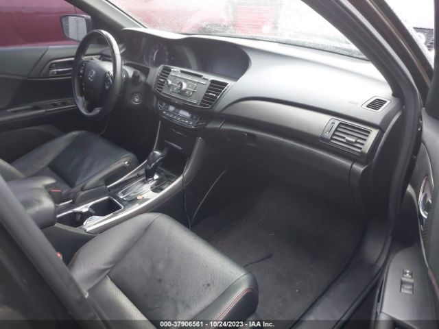 1HGCR2F18HA124989 Honda Accord Sedan Sport Se