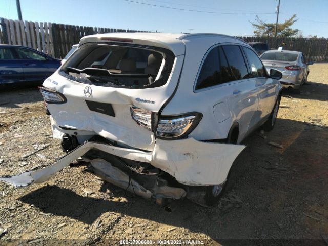 2018 MERCEDES-BENZ GLC 300 WDC0G4KB7JV057408 Photo 3