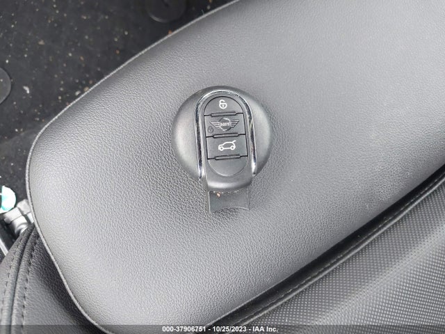 2023 MINI CONVERTIBLE WMW43DL09P3R17875 Photo 10