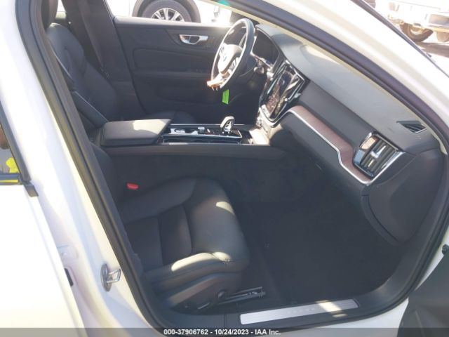 7JRL12TLXRG281189 Volvo S60 Plus Dark Theme