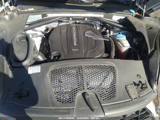 2017 PORSCHE MACAN WP1AA2A58HLB06034 Photo 9