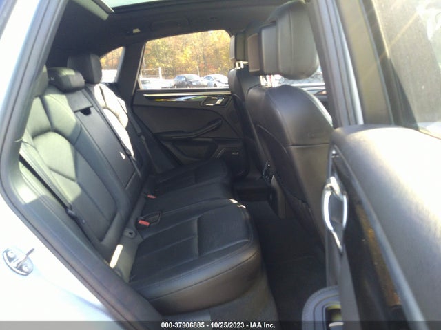 2017 PORSCHE MACAN WP1AA2A58HLB06034 Photo 7