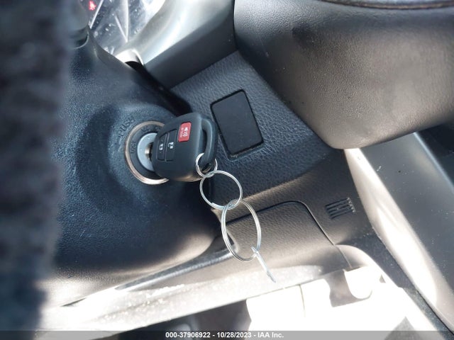 Toyota Rav4 Xle 2017 JTMWFREV4HJ717833 Image 11