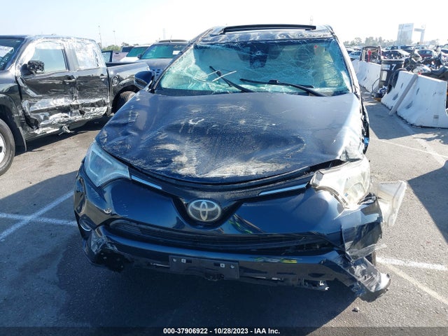 Toyota Rav4 Xle 2017 JTMWFREV4HJ717833 Image 12