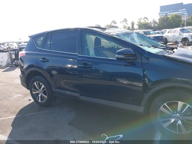 Toyota Rav4 Xle 2017 JTMWFREV4HJ717833 Image 13