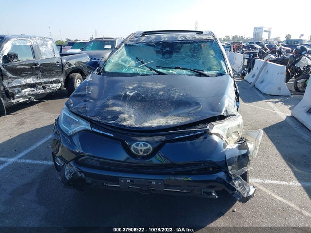 Toyota Rav4 Xle 2017 JTMWFREV4HJ717833 Image 6
