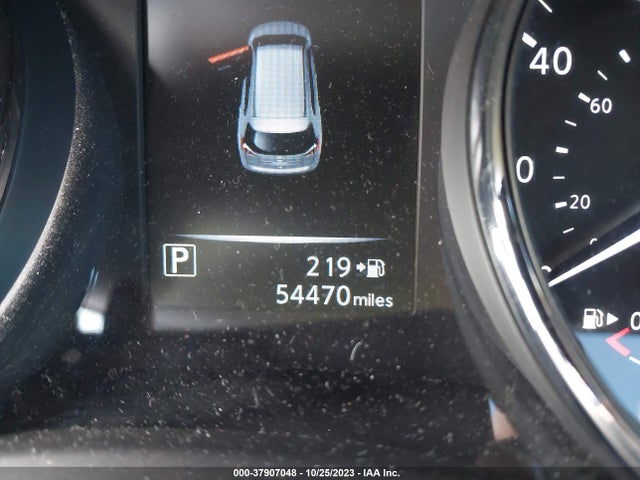 2017 NISSAN ROGUE SL VIN: 5N1AT2MV7HC827917
