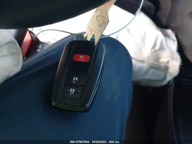 Toyota Prius L 2021 JTDKAMFU2M3141017 Image 11