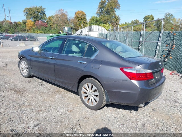 2013 HONDA ACCORD SDN EX-L VIN: 1HGCR3F89DA045943