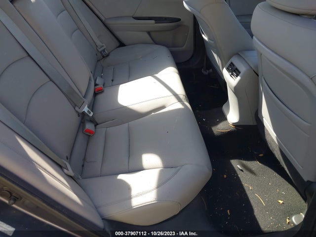 2013 HONDA ACCORD SDN EX-L VIN: 1HGCR3F89DA045943