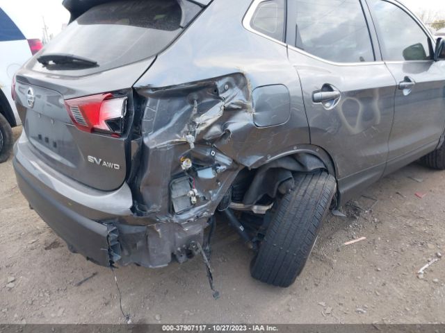 JN1BJ1CR7KW343820 Nissan Rogue Sport Sv