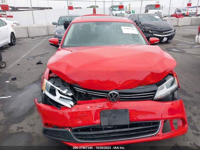 2013 VOLKSWAGEN JETTA SEDAN SE W/CONVENIENCE/SUNROOF VIN: 3VWDP7AJ4DM380019