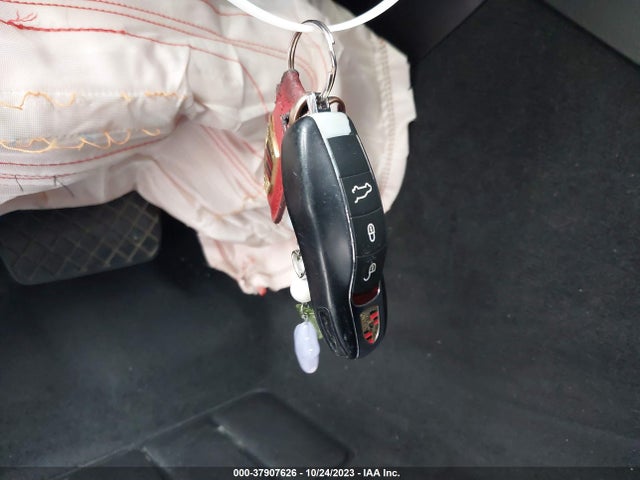 2015 PORSCHE MACAN WP1AB2A5XFLB61644 Photo 10