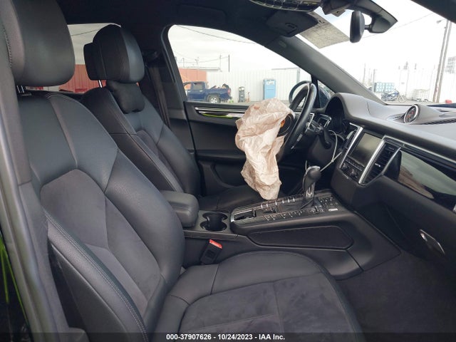 2015 PORSCHE MACAN WP1AB2A5XFLB61644 Photo 4