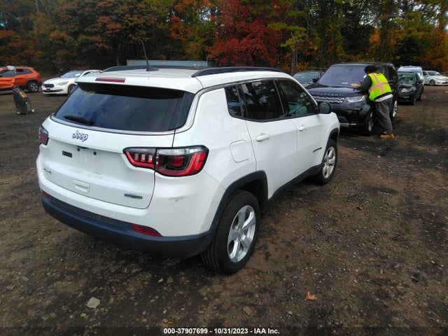 Jeep Compass Latitude 4x4 2022 3C4NJDBB3NT127621 Image 4
